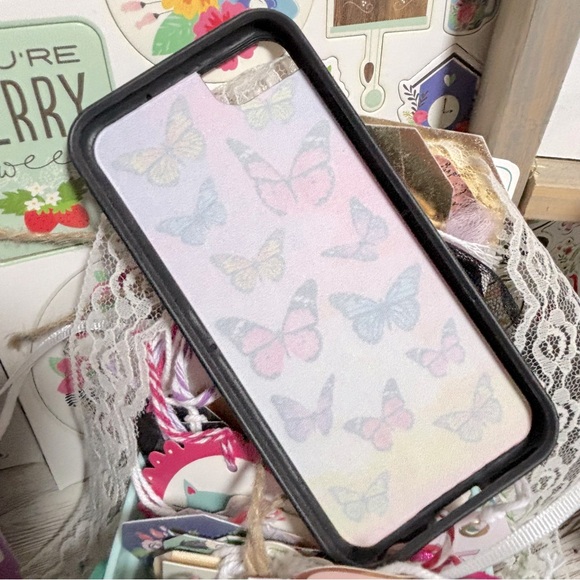 Wildflower iPhone 8 Antonio Garza Butterfly Print Cell Phone Accessory Case - Picture 4 of 5